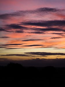 Preview wallpaper sky, horizon, twilight, dark, clouds, outlines