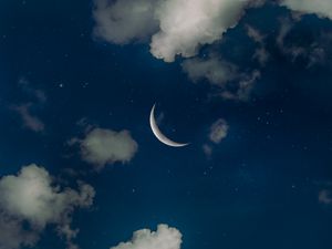 Preview wallpaper sky, moon, clouds, stars, night