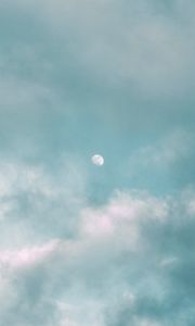Preview wallpaper sky, moon, clouds, day