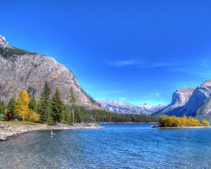 Preview wallpaper sky, mountains, beach, lake