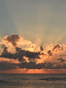 Preview wallpaper sky, rays, sunset, horizon