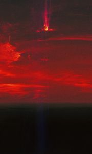 Preview wallpaper sky, red, flash, horizon, dark