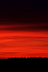 Preview wallpaper sky, red, horizon, trees