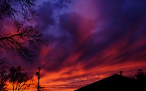 Preview wallpaper sky, roof of house, pole, wires, trees, bright