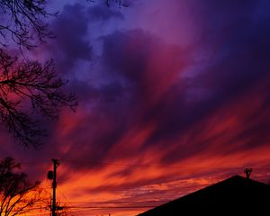 Preview wallpaper sky, roof of house, pole, wires, trees, bright