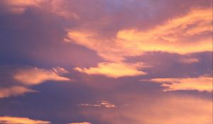 Preview wallpaper sky, sunset, clouds, cloudy