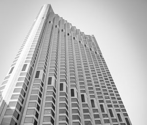 Preview wallpaper skyscraper, bottom view, black and white