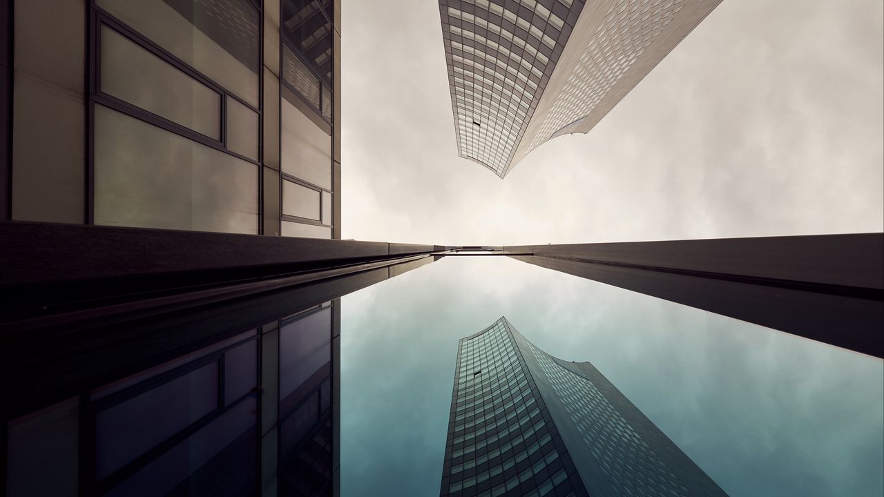 Wallpaper skyscraper, building, architecture, sky, reflection