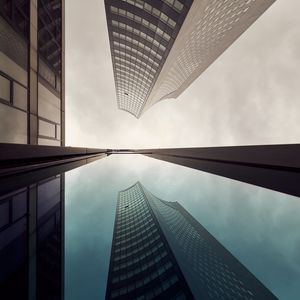 Preview wallpaper skyscraper, building, architecture, sky, reflection