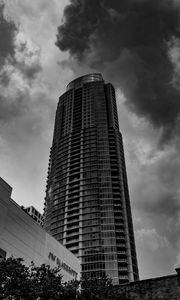 Preview wallpaper skyscraper, bw, facade, clouds