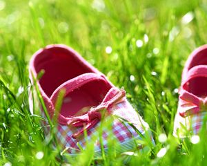 Preview wallpaper slippers, grass, shoes, bright