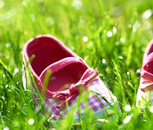 Preview wallpaper slippers, grass, shoes, bright