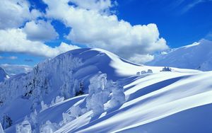 Preview wallpaper slope, descent, mountain, snow, winter, snowdrifts