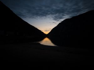 Preview wallpaper slope, hills, lake, sunset