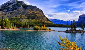 Preview wallpaper slope, lake, forest, trees, autumn