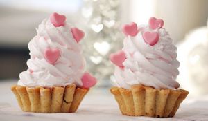 Preview wallpaper small baskets, cream, hearts, dessert, sweet, whipped cream