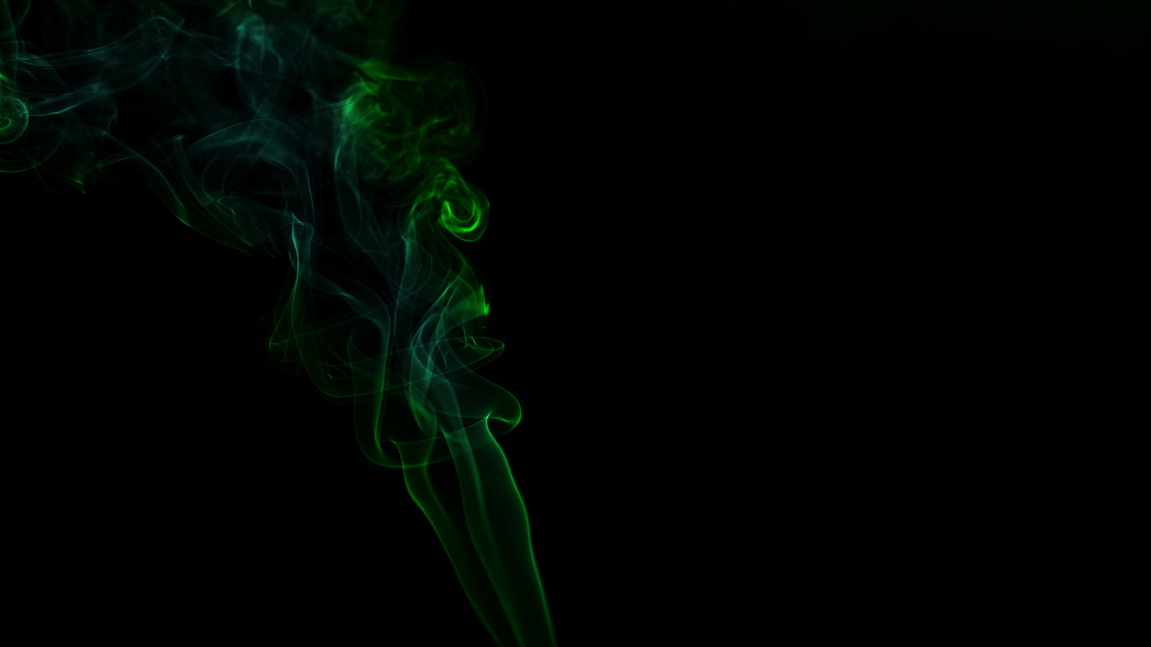 Download wallpaper 3840x2160 smoke, green, dark 4k uhd 16:9 hd background