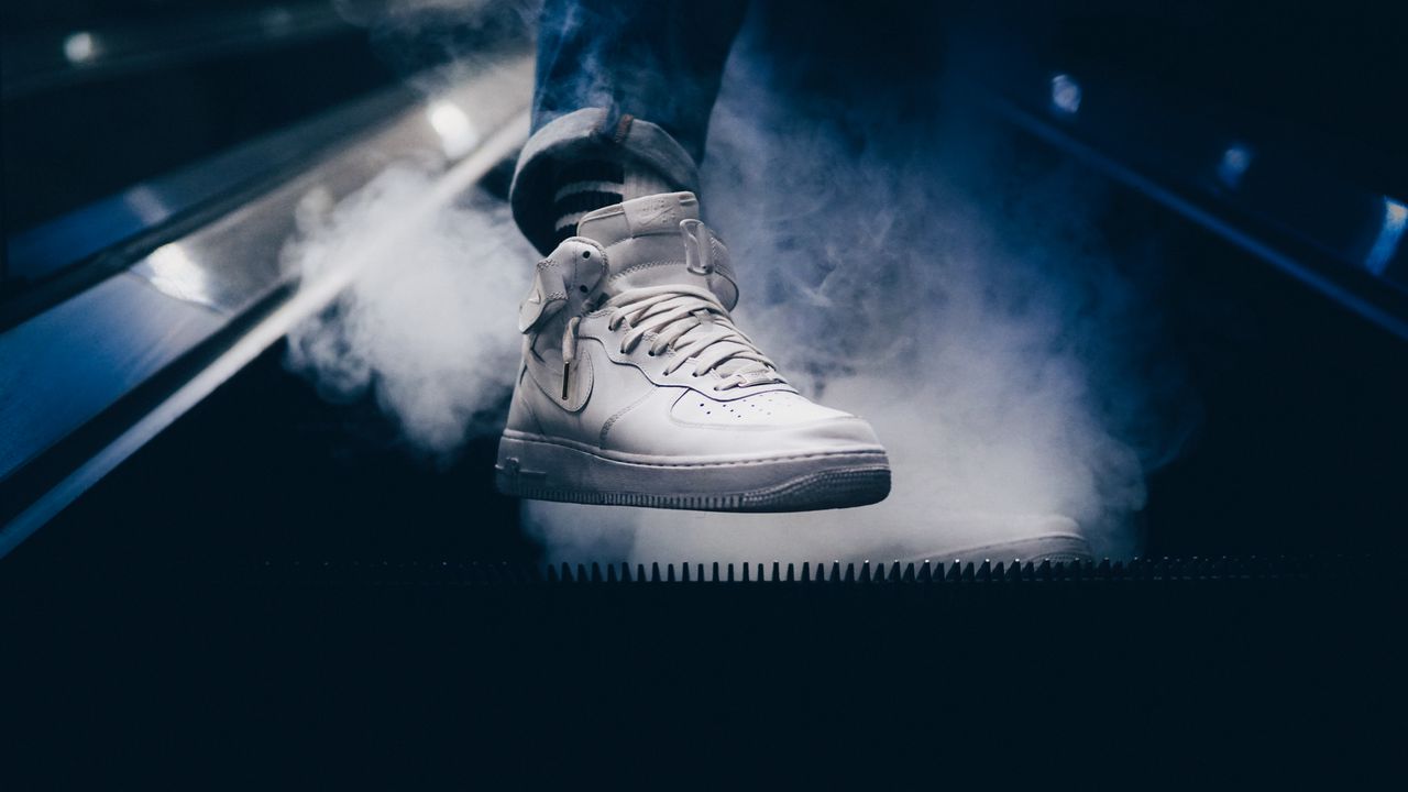 Wallpaper sneaker, foot, smoke