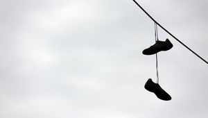 Preview wallpaper sneakers, bw, wire, minimalism