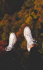 Preview wallpaper sneakers, feet, fall