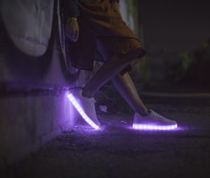 Preview wallpaper sneakers, glow, legs, purple