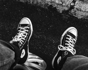 Preview wallpaper sneakers, legs, bw, wheel