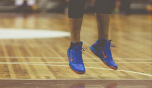 Preview wallpaper sneakers, legs, sport, jump