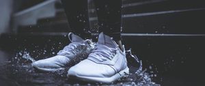 Preview wallpaper sneakers, legs, water, spray