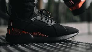 Preview wallpaper sneakers, style, legs, black