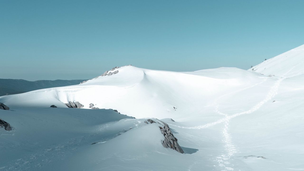 Wallpaper snow, hills, footprints, winter