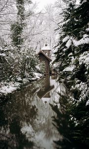 Preview wallpaper snow, house, river, trees