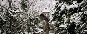 Preview wallpaper snow, house, river, trees