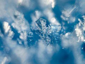 Preview wallpaper snow, ice, macro, blue, blur