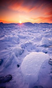 Preview wallpaper snow, winter, sunset, horizon, ice