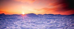 Preview wallpaper snow, winter, sunset, horizon, ice