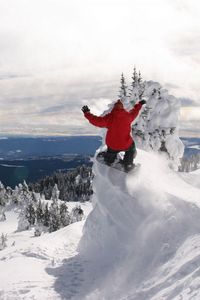 Preview wallpaper snowboard, extreme, winter, descent