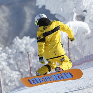 Preview wallpaper snowboard, snowboarder, trick, snow