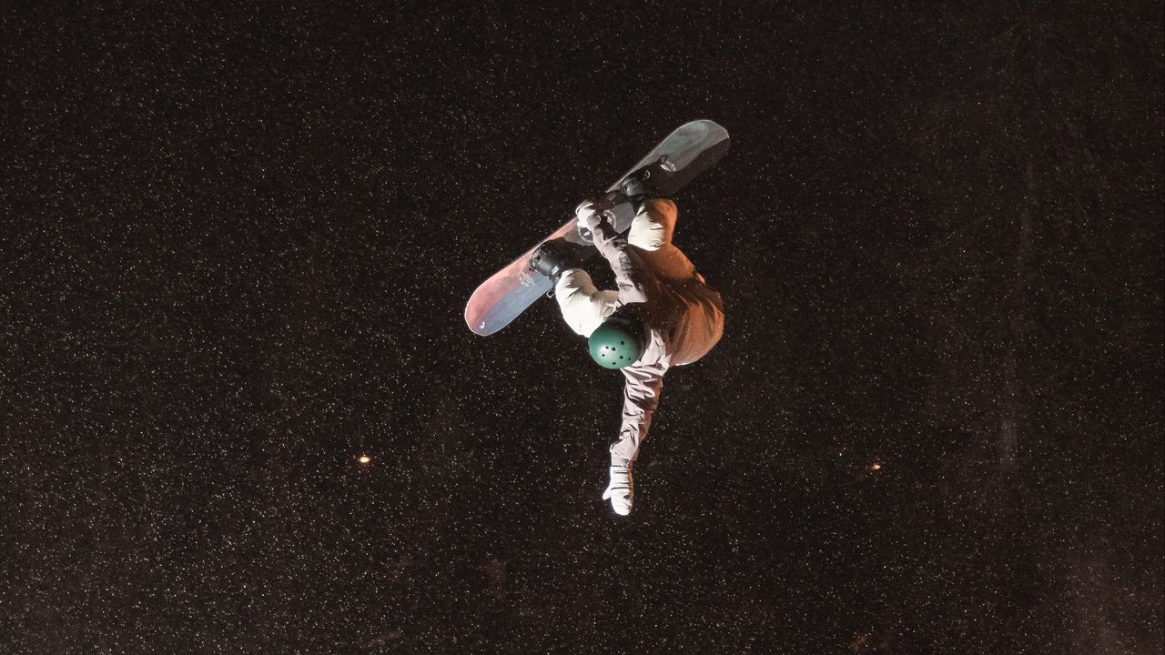 Wallpaper snowboarder, snowboard, helmet, slope, jump