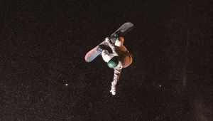 Preview wallpaper snowboarder, snowboard, helmet, slope, jump