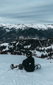 Preview wallpaper snowboarder, snowboard, snow, mountains, winter