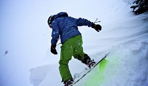 Preview wallpaper snowboarder, snowboard, snowfall, winter