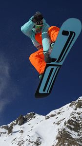 Preview wallpaper snowboarding, mountain, snow