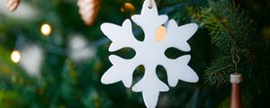 Preview wallpaper snowflake, christmas tree, decoration