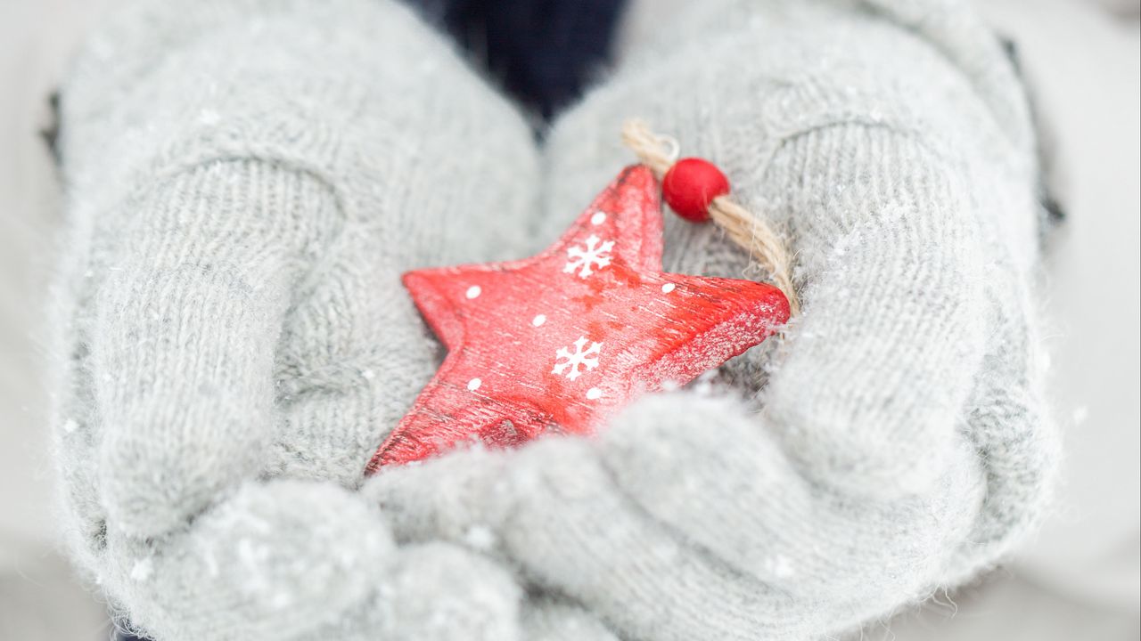 Wallpaper snowflake, hands, gloves, winter
