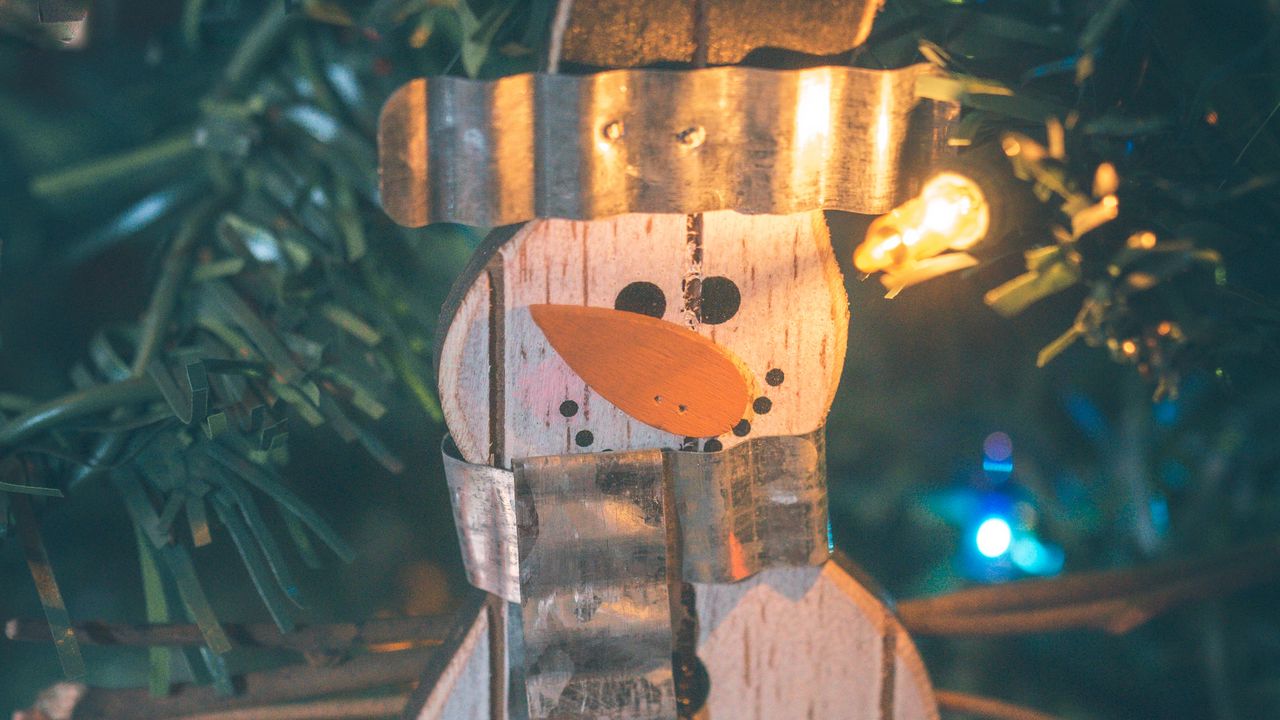 Wallpaper snowman, decoration, garland, tree, new year, christmas