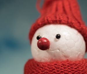 Preview wallpaper snowman, hat, figure, scarf