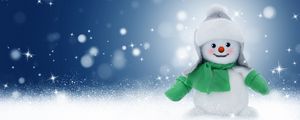 Preview wallpaper snowman, toy, new year, christmas, glare, bokeh