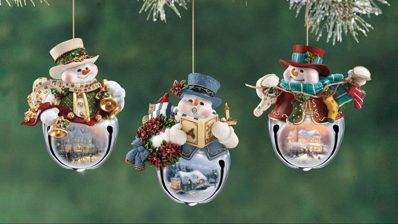 Wallpaper snowmen, christmas decorations, branch, new year, christmas, holiday, close-up