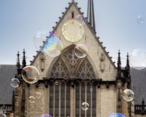 Preview wallpaper soap bubbles, building, towers, blur