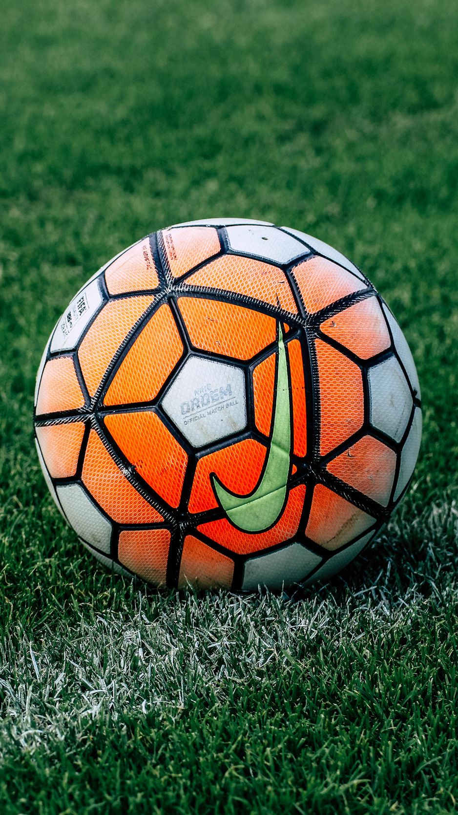 Football Abstract iPhone 5s Wallpaper  Ballon de football Photos de  football Football féminin